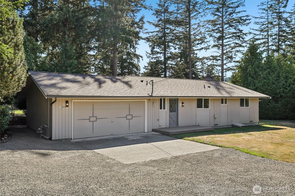 241 Mackenzie Drive, Camano Island, WA 98282