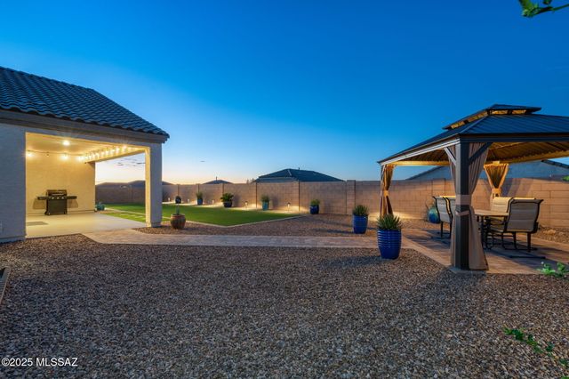 366 W Aberdeen Street, Vail, AZ 85641