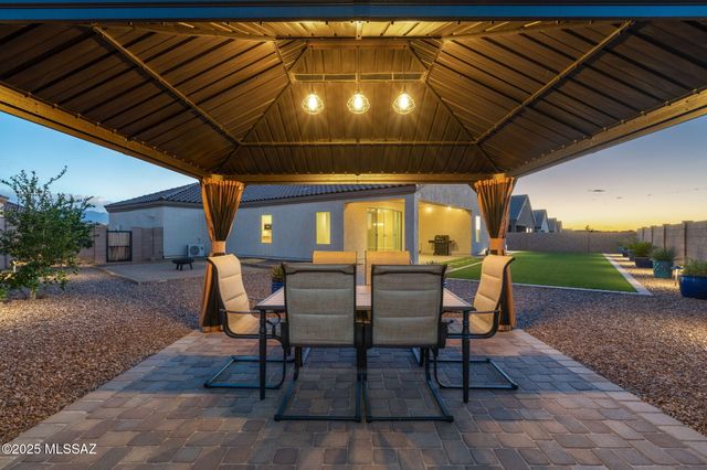 366 W Aberdeen Street, Vail, AZ 85641