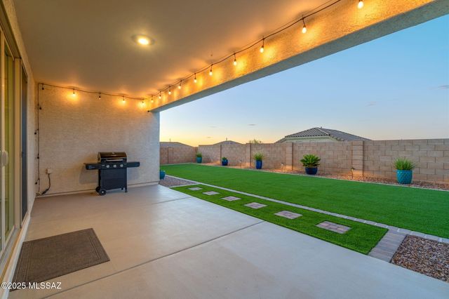 366 W Aberdeen Street, Vail, AZ 85641