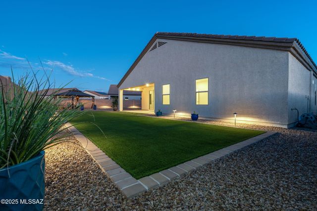 366 W Aberdeen Street, Vail, AZ 85641