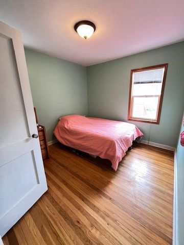 861 Maryland Avenue E, Saint Paul, MN 55106