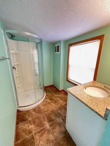 861 Maryland Avenue E, Saint Paul, MN 55106