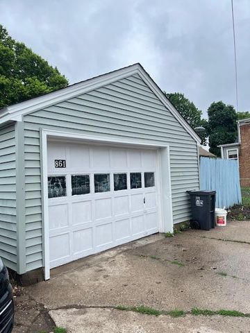 861 Maryland Avenue E, Saint Paul, MN 55106
