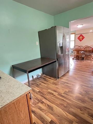861 Maryland Avenue E, Saint Paul, MN 55106
