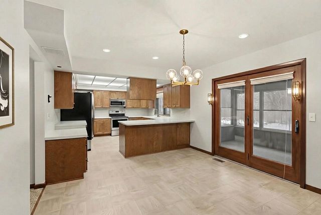 1865 S 8th Street, Oshtemo Twp, MI 49009