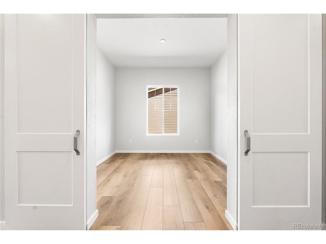 11104 Amber Light Cir, Littleton, CO 80125