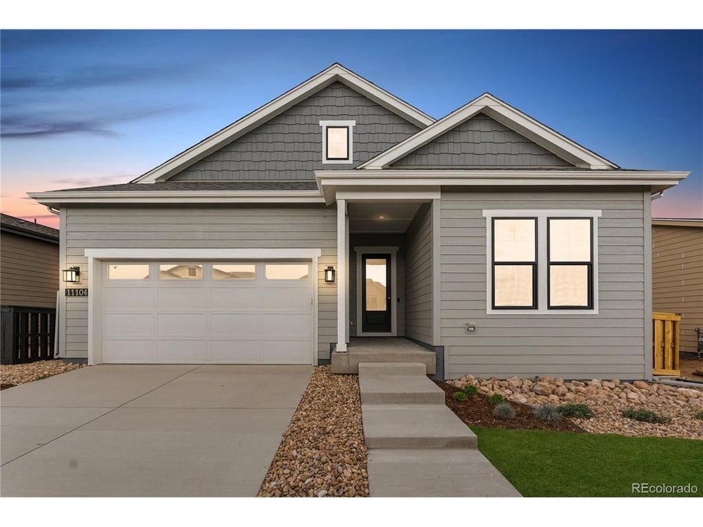 11104 Amber Light Cir, Littleton, CO 80125