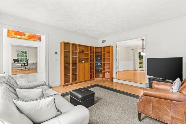 276 High Street, Winchester, MA 01890