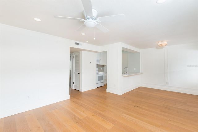 525 S LINCOLN AVENUE 106, Tampa, FL 33609