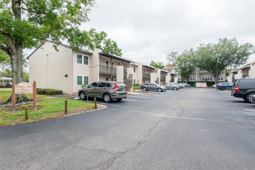 Image 19 of property listing at 525 S LINCOLN AVENUE 106, Tampa, FL 33609