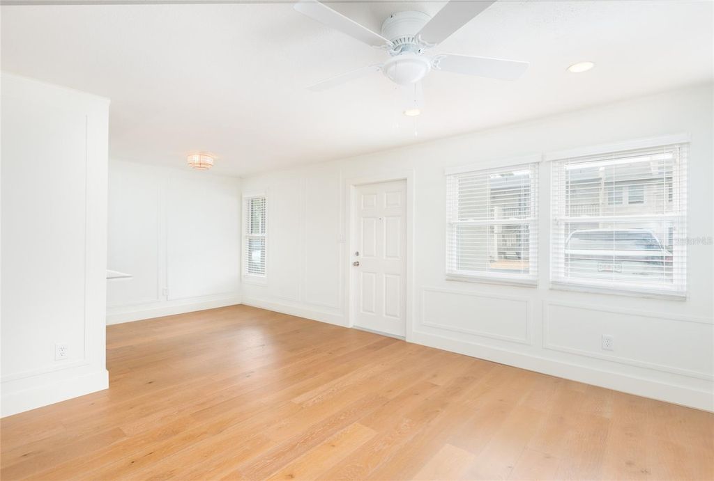 Image 3 of property listing at 525 S LINCOLN AVENUE 106, Tampa, FL 33609