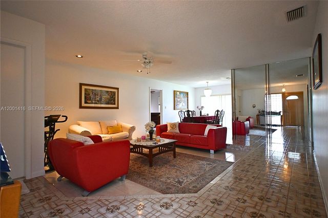 13931 SW 105th St, Miami, FL 33186