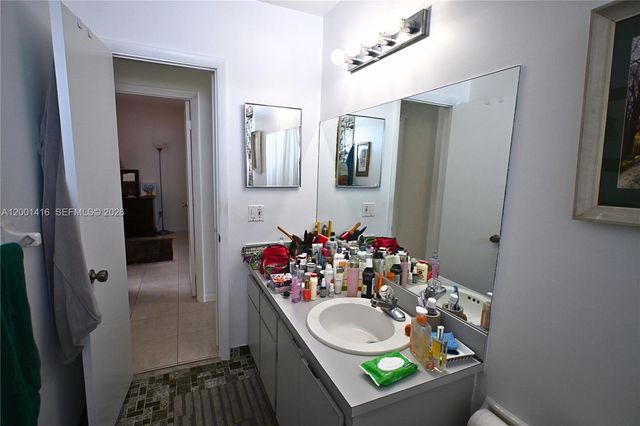 13931 SW 105th St, Miami, FL 33186