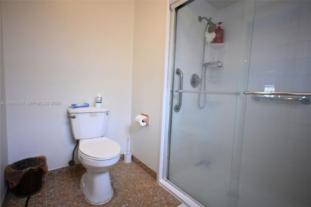 13931 SW 105th St, Miami, FL 33186