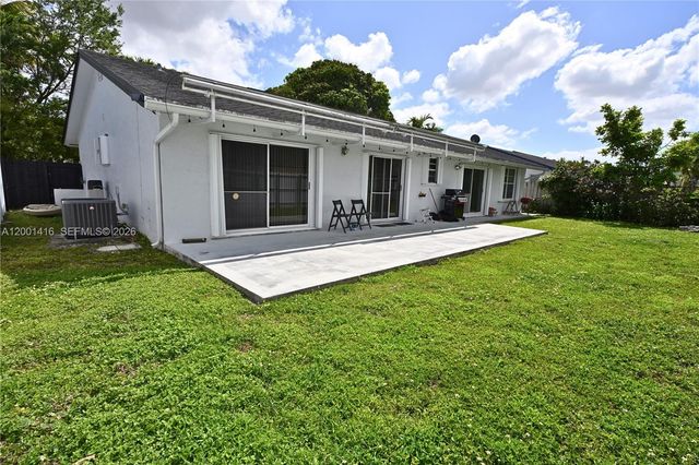 13931 SW 105th St, Miami, FL 33186