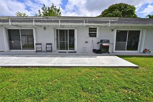 13931 SW 105th St, Miami, FL 33186