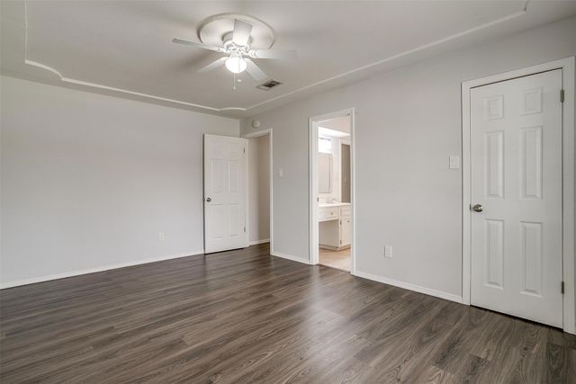 113 Clinton Street, Burleson, TX 76028