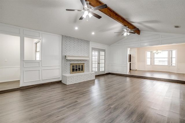 113 Clinton Street, Burleson, TX 76028