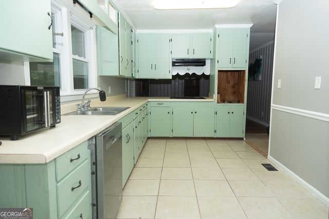 191 Hanson Drive, Lagrange, GA 30240