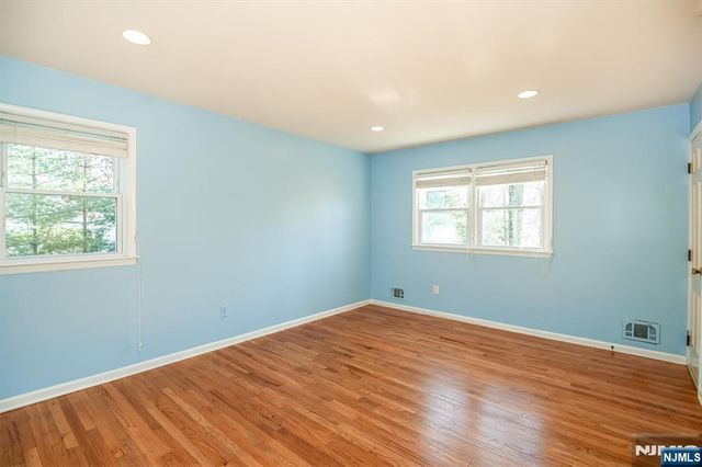 595 Colonial Road, River Vale, NJ 07675