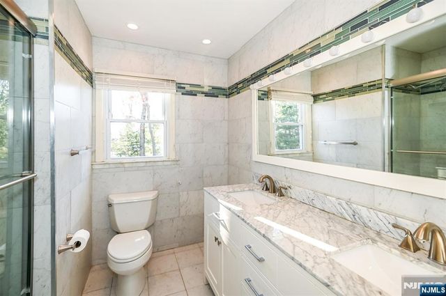 595 Colonial Road, River Vale, NJ 07675