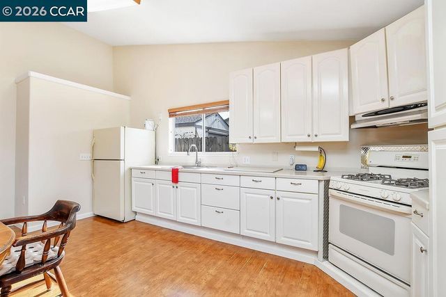 140 Raye Ave, Oakley, CA 94561