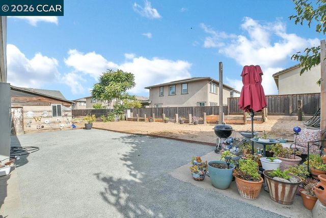 140 Raye Ave, Oakley, CA 94561