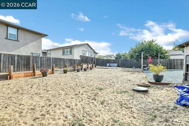 140 Raye Ave, Oakley, CA 94561