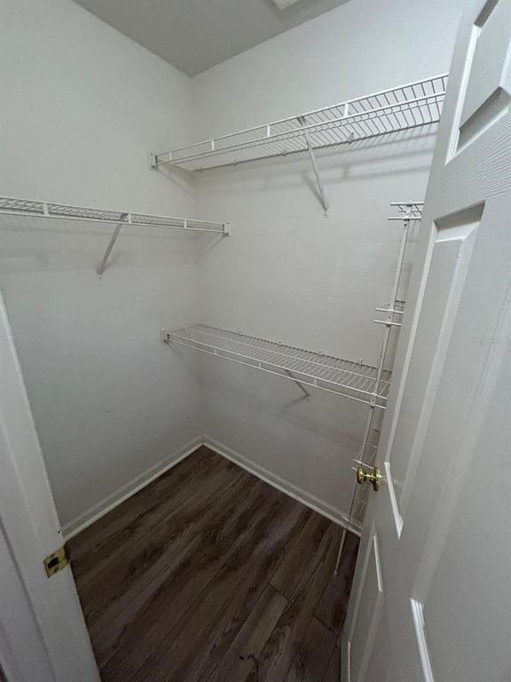 Image 8 of property listing at 4320 S KIRKMAN ROAD 1510, Orlando, FL 32811