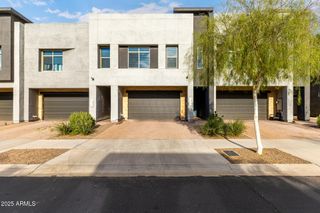 1970 W DESERT HOLLOW Drive, Phoenix, AZ 85085