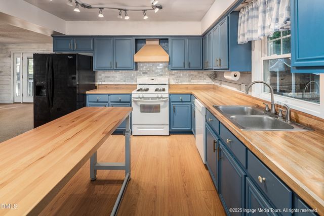 6000 Haywood Drive, Rocky Mount, NC 27803