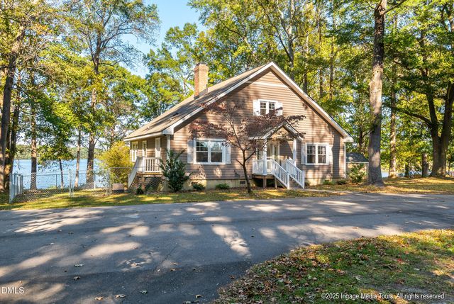 6000 Haywood Drive, Rocky Mount, NC 27803