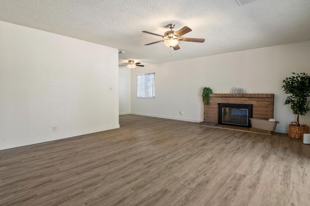 844 Emory Ct, Merced, CA 95341
