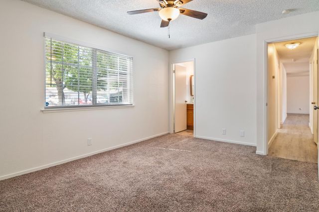 844 Emory Ct, Merced, CA 95341