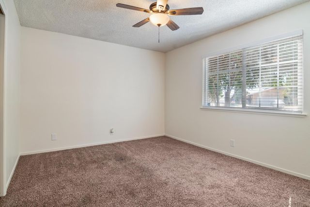 844 Emory Ct, Merced, CA 95341
