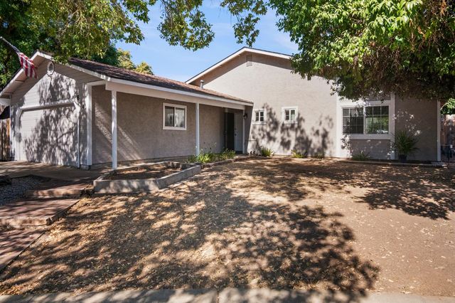 844 Emory Ct, Merced, CA 95341