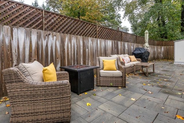 32 Billings St 32R, Sharon, MA 02067