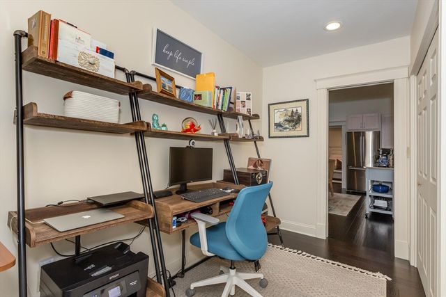 32 Billings St 32R, Sharon, MA 02067