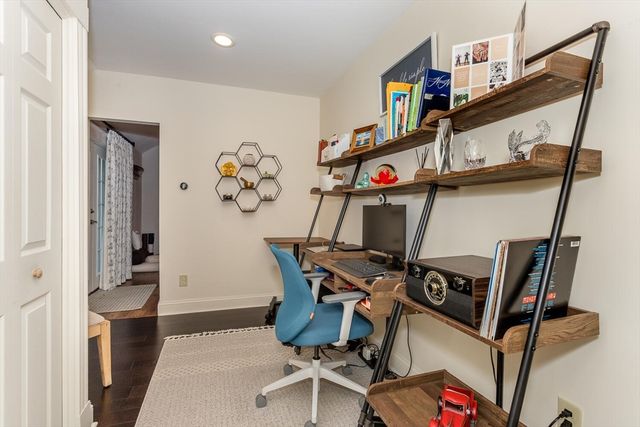 32 Billings St 32R, Sharon, MA 02067