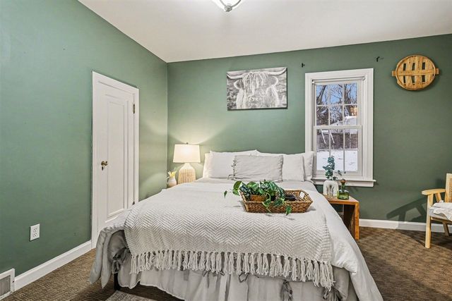 2844 W Glenlord Road, Stevensville, MI 49127