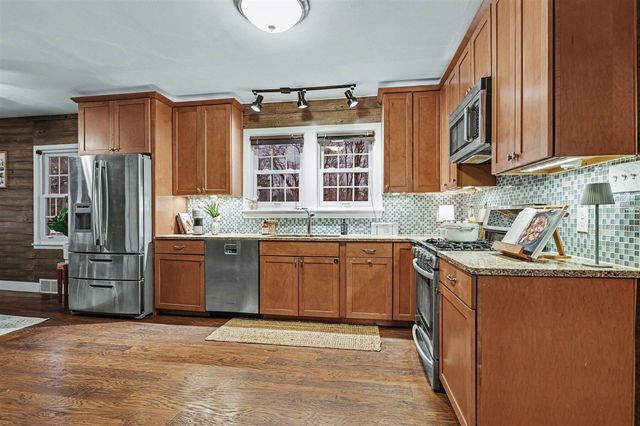 2844 W Glenlord Road, Stevensville, MI 49127