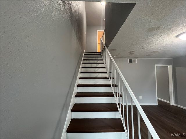 435 30th, Tuscaloosa, AL 35401