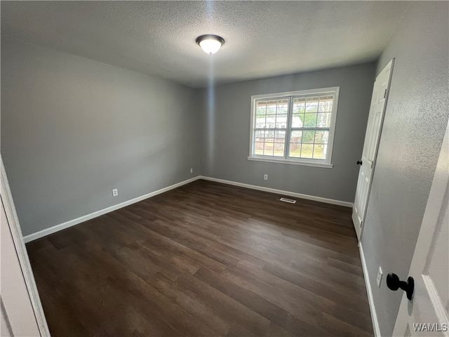 435 30th, Tuscaloosa, AL 35401