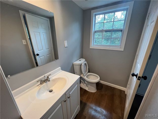 435 30th, Tuscaloosa, AL 35401