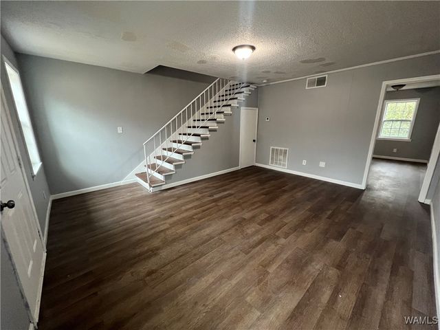 435 30th, Tuscaloosa, AL 35401