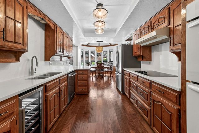 405 Charleston Court, Hurst, TX 76054