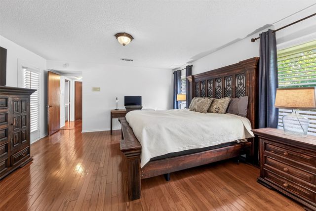 405 Charleston Court, Hurst, TX 76054