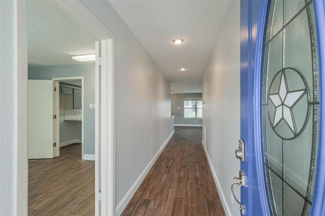 11902 Brook Meadows Lane, Meadows Place, TX 77477