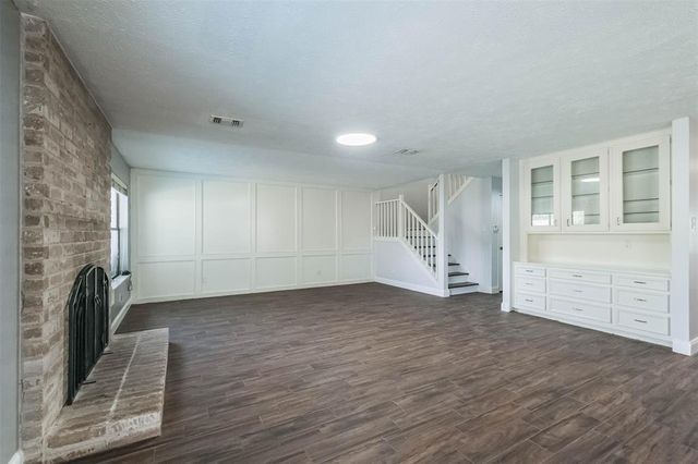 11902 Brook Meadows Lane, Meadows Place, TX 77477